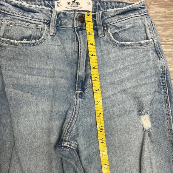 Hollister Curvy High Rise Mom Jean Vintage Stretch Denim Ripped 3R - Picture 9 of 16
